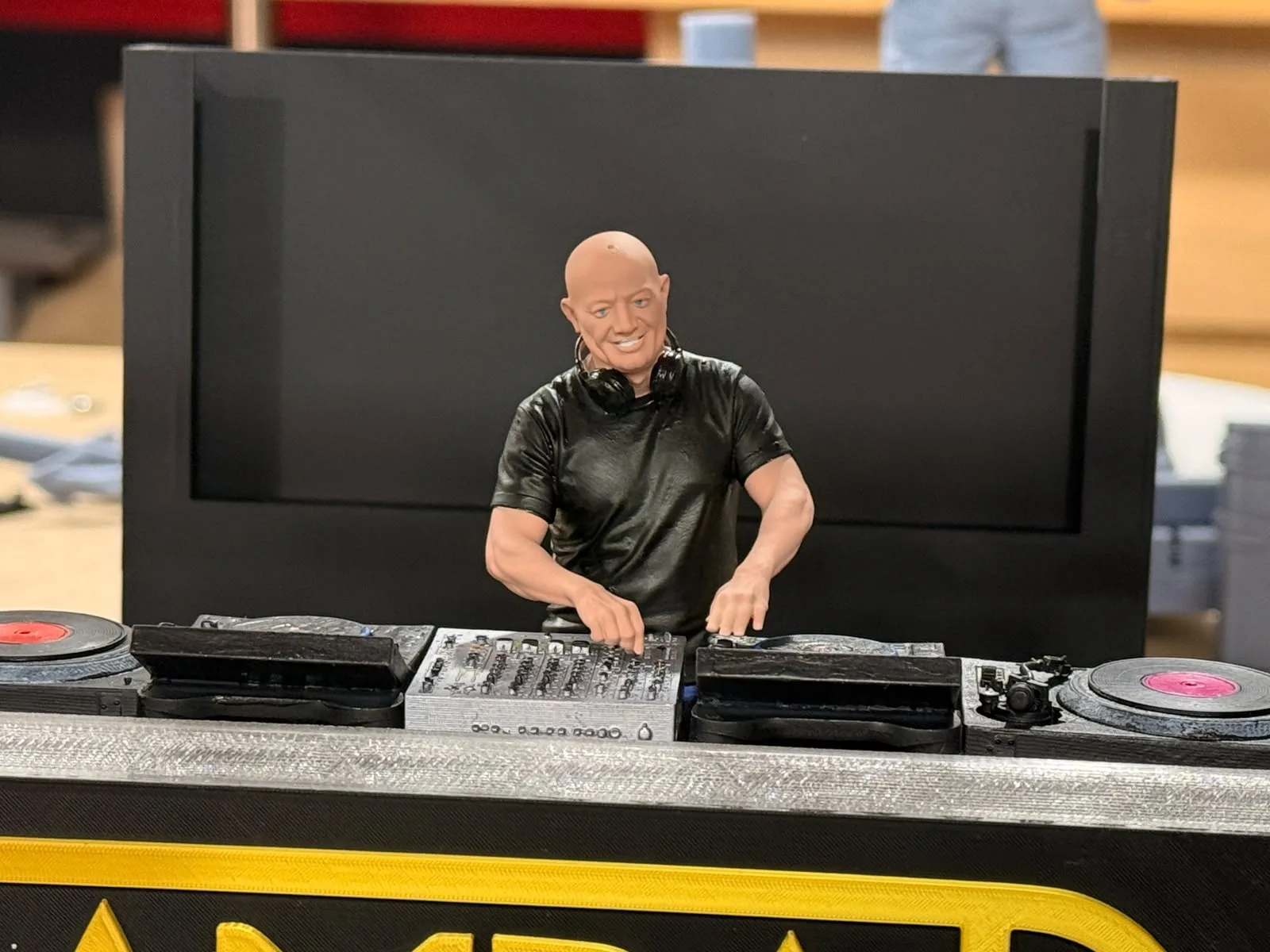 Tu copia en miniatura en la temática que tú quieras